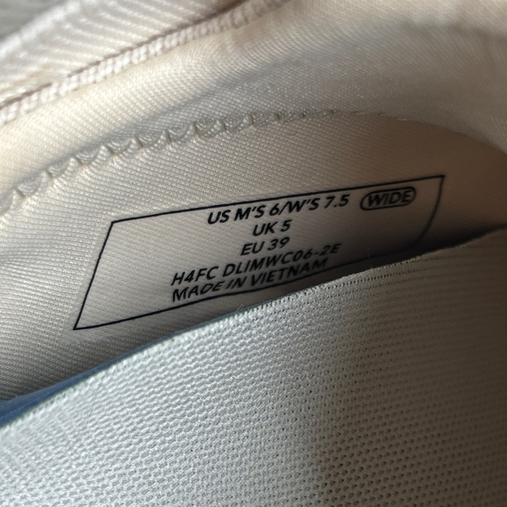 Kizik Lima White Creme Womens Wide Athletic Sneaker - Picture 8 of 10